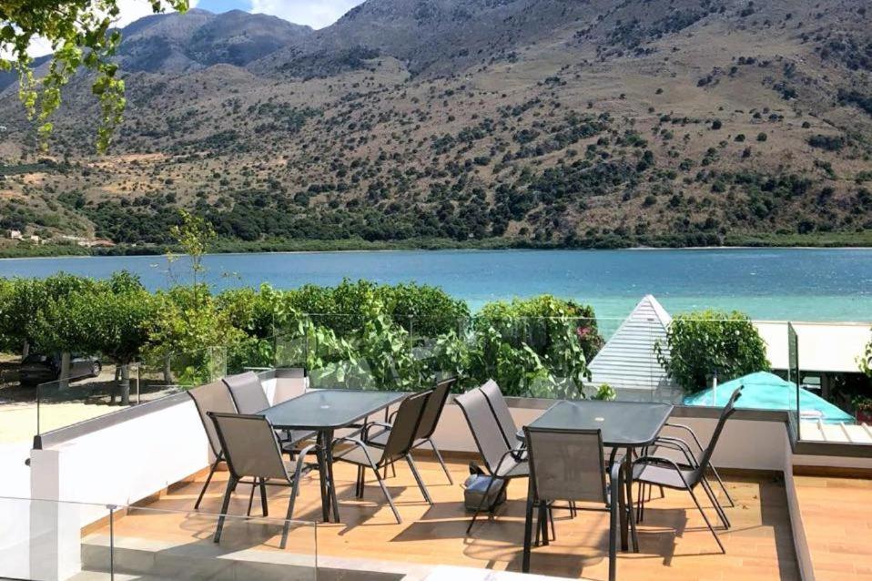 Korissia With Lake View Kournas Exterior photo