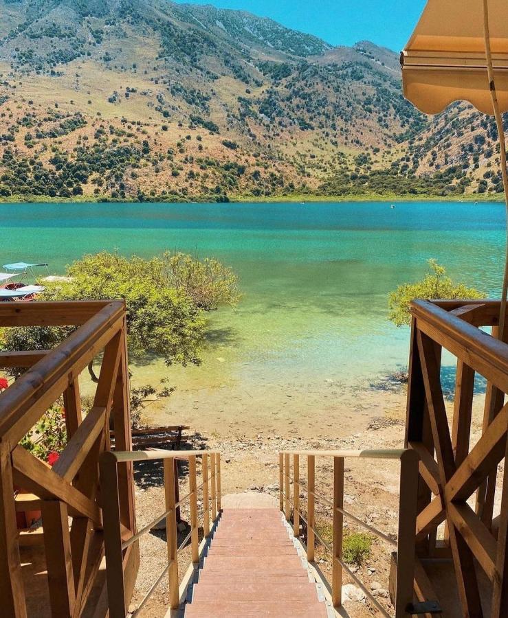 Korissia With Lake View Kournas Exterior photo