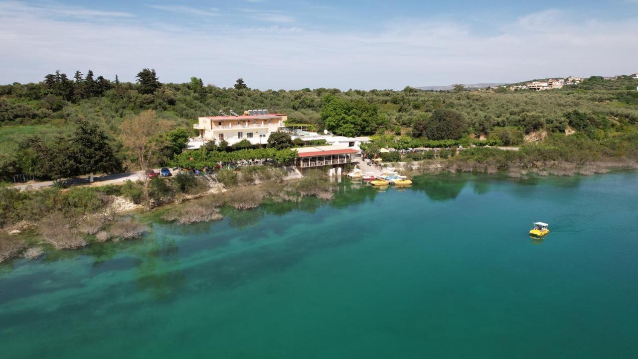 Korissia With Lake View Kournas Exterior photo