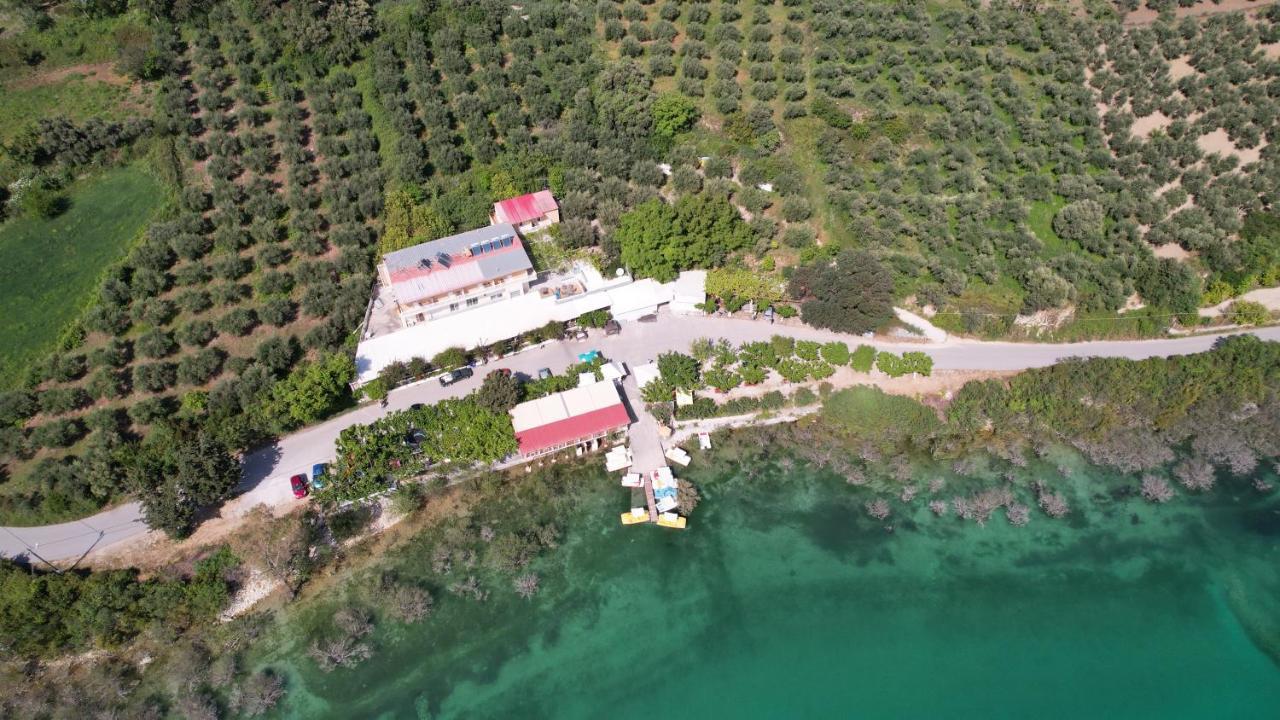 Korissia With Lake View Kournas Exterior photo