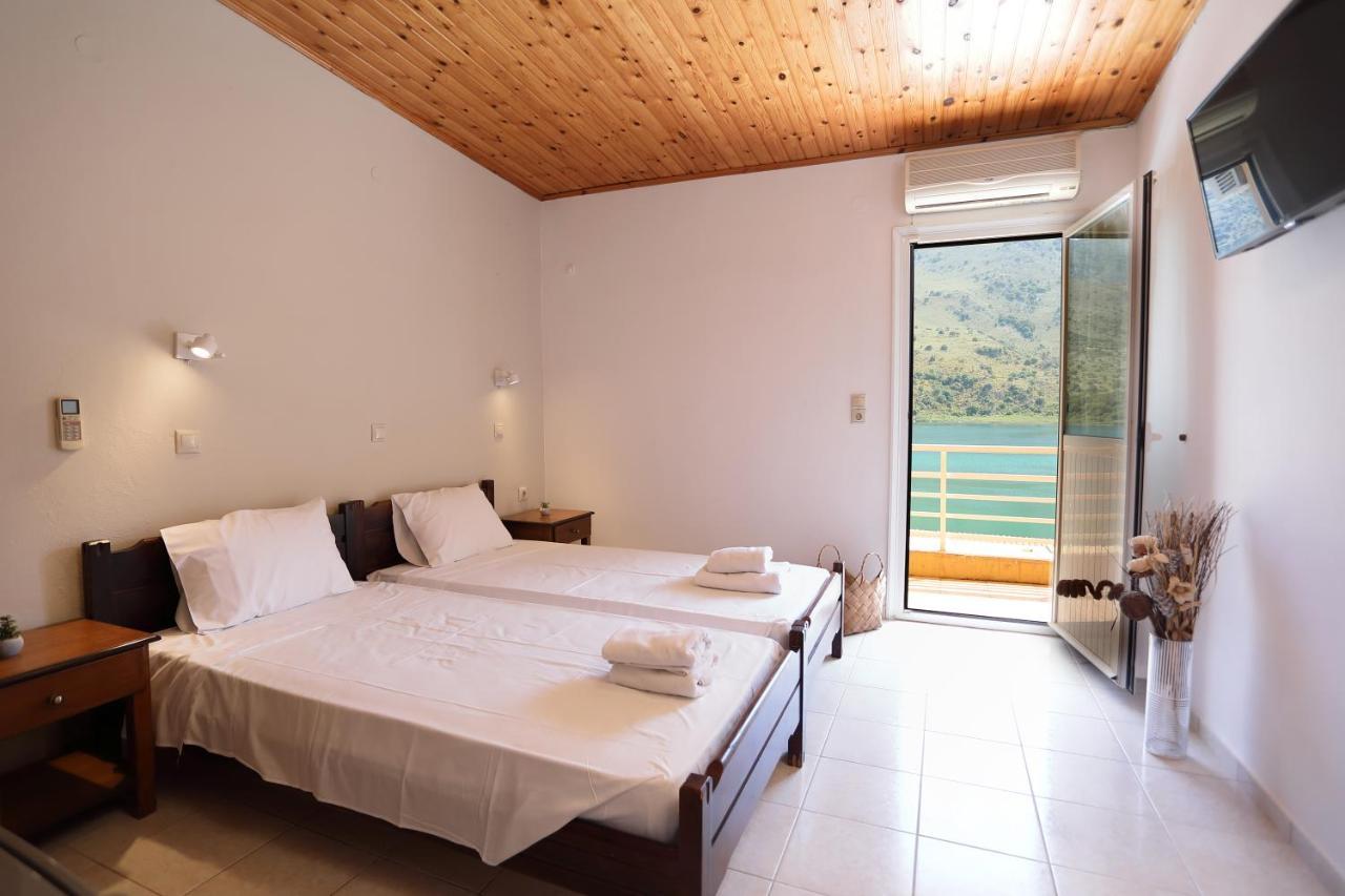 Korissia With Lake View Kournas Exterior photo