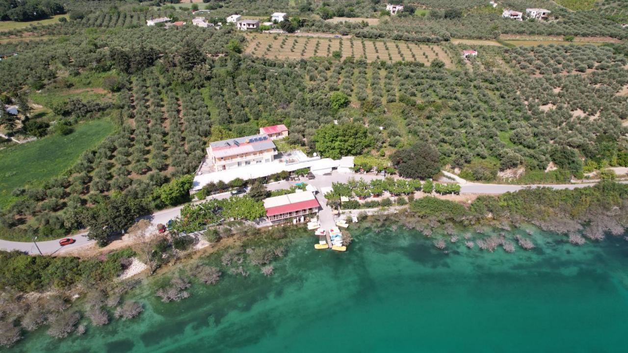 Korissia With Lake View Kournas Exterior photo